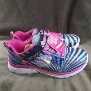 NEW-Skechers Kids' Girls Wavy Lites Sneaker size 3